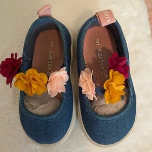 3/$12 - Carter’s Size 4T floral shoes